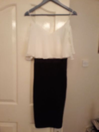 Dress Colour: Black and White  Size: 10UK/Final Price Drop NOW Only 10euro