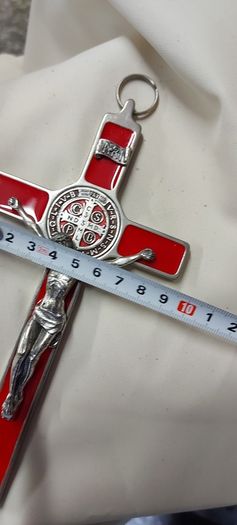large red crucifix cross,,lovely condition,, beautiful,,,buyer collects or pays postage thank you,,sold as is ,some of the money will be going to charity,good cause ,,