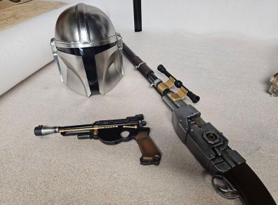 Mando 1:1 scale Set wearable