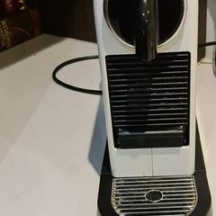 DeLongui coffee maker