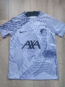Liverpool F.C. 22/23 Jersey - never worn