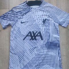 Liverpool F.C. 22/23 Jersey - never worn