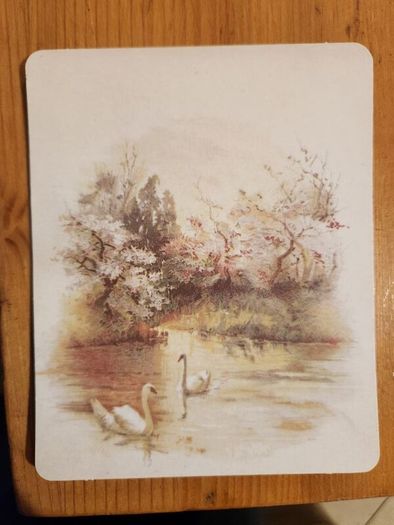 Beautiful Set Of 25 Reproduction  Vicorian Greeting Cards Of The Period 1860-1890 In Presentation Box. In Very Good Condition.