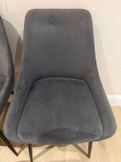 4 dining chairs