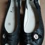 New open toe black sandals Image 5