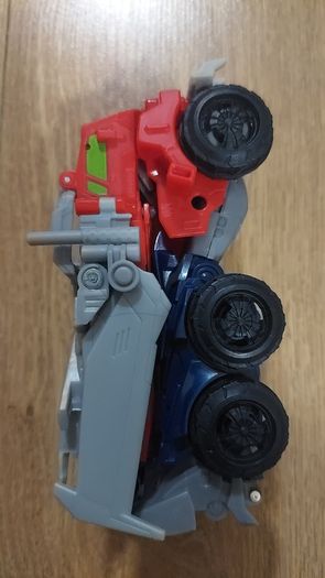 Transformer optimus