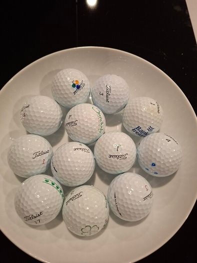 Dozen Titleist Pro v