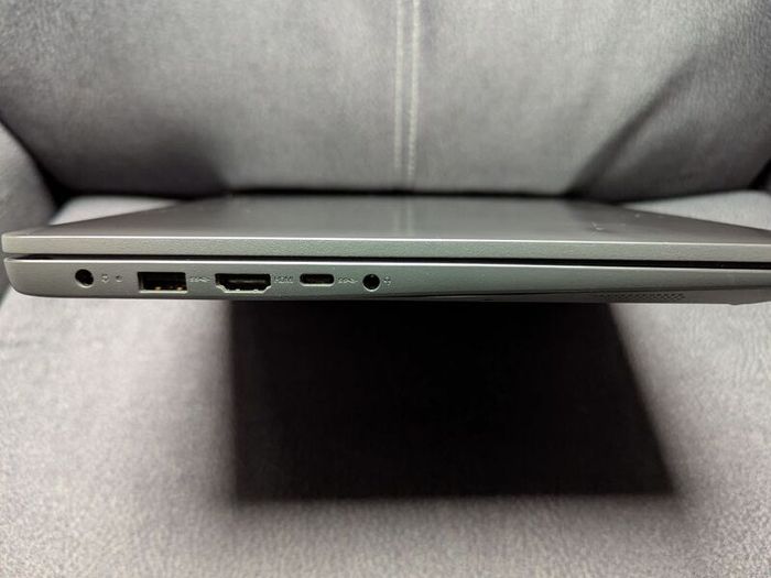 Lenovo IdeaPad 3 15.6" Laptop Intel Core i5 1135G7 (11th Gen) 8GB 512GB Windows 11