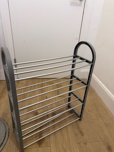 Shoe rack