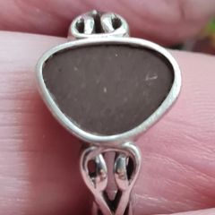 Vintage 925 sterling silver ring with a brown stone.