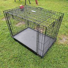 Ovation Trainer dog crate for medium-large dog