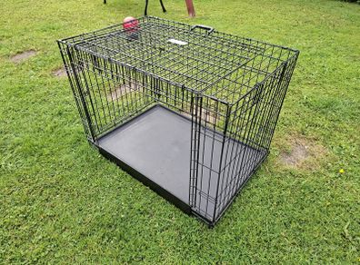 Ovation Trainer dog crate for medium-large dog