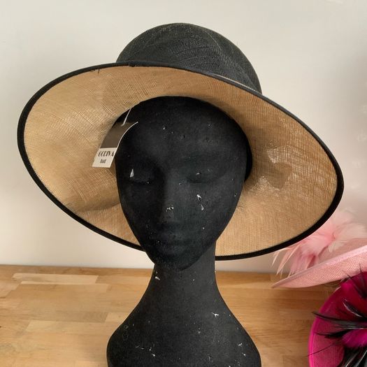 Ladies hat