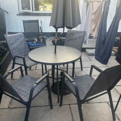 Outdoor Table and chairs