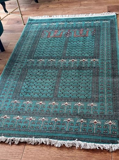 Hand Woven Kashmiri Wool Rug - New and Unused