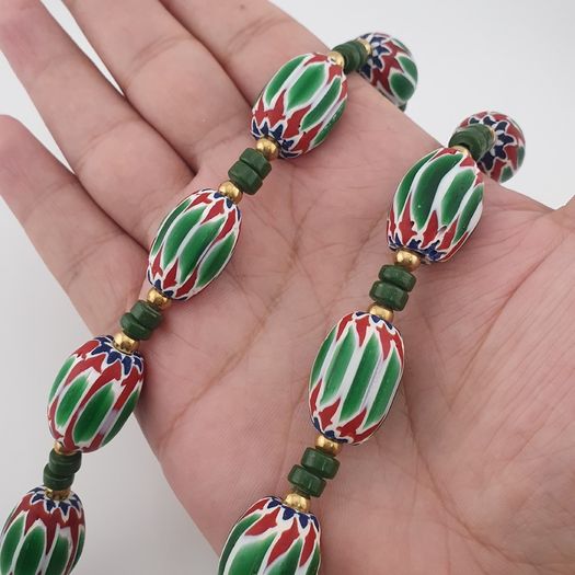 Antique Venetian Style Green Chevron Glass Beads Necklace
