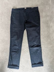 GAP Girlfriend Chino