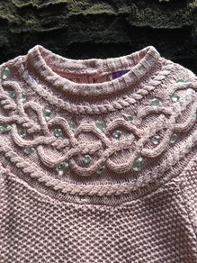 Girls Knitted Dress BNWT Age 3-4 with fab gem details