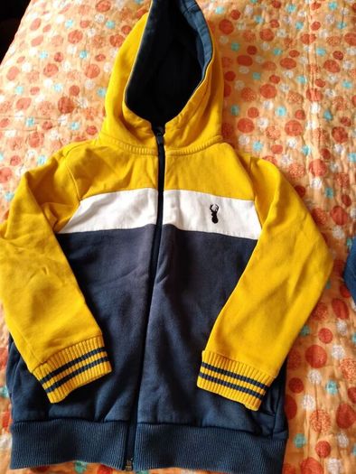 Boys clothes age 4 to 5 years