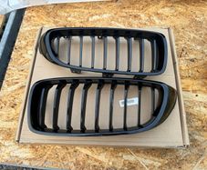 BMW F32 F36 Genuine Gloss Black Grille