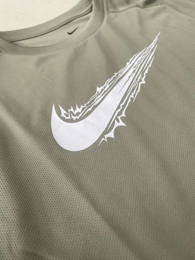 Kids Nike green t-shirt