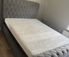 Grey King bed including Emma mattress