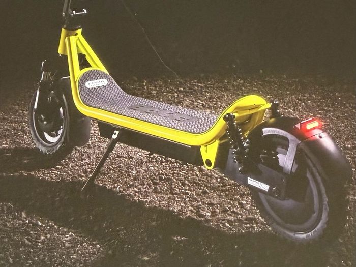 Pure Air 5 Ultra Suspension - 6 Months Old + 6 Months Warranty of Punctures and other issues