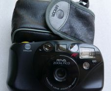 Minolta RIVA ZOOM PICO AF 35mm Film Camera with Minolta 38-60mm Lens Tested