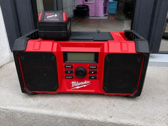 Milwaukee M18 Jobsite Radio battery or Bare