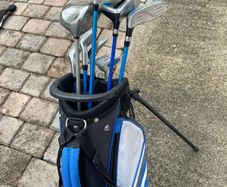 Junior MacGregor Golf Clubs and Bag