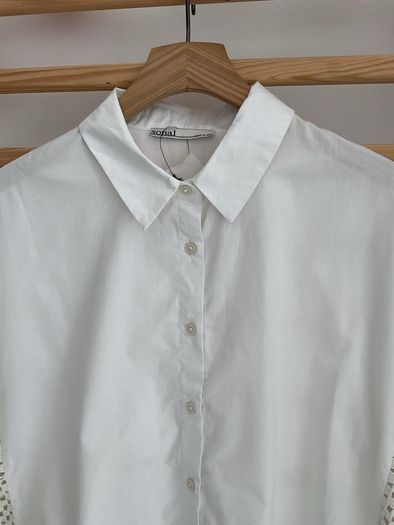 shirt bnwt white cropped shirt size 14 with crochet inserts