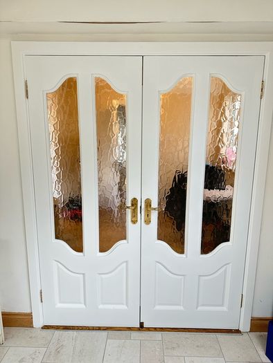 Double doors & door frame