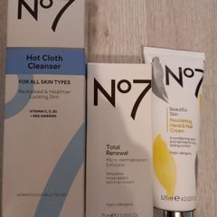 No.7 Cleanser, Exfoliator, Cream Set