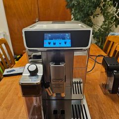 De'Longhi Primadonna Elite Experience Premium Coffee Machine