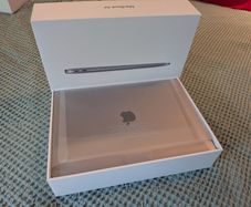 MacBook Air 13.3 perfect condition