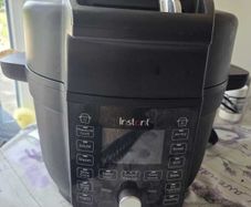 Instant Pot Duo Crisp + Air Fryer Lid (6.2L)