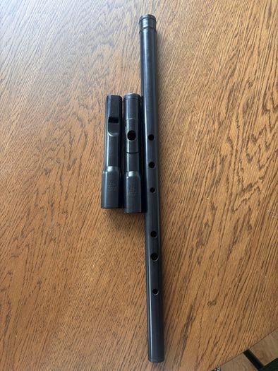 Flute and low whistle