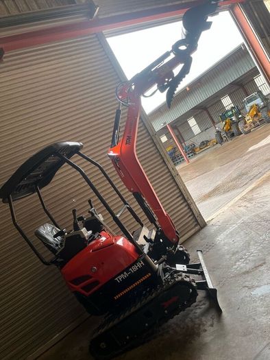 TPM-18HH micro digger Briggs & Stratton engine