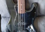 Squier/Fender Fretless Jazz Bass