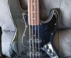 Squier/Fender Fretless Jazz Bass