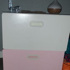 2 lockers
