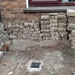 Mixed cobbles and edging