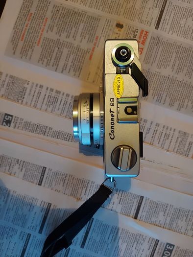 Canon Canonet 28 film camera and carrying case in very good cosmetic condition