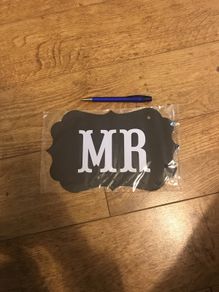 wedding sign- Mr and Mrs