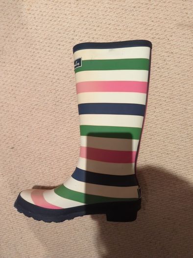 Used wellies