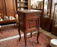 This is a great old Belgian locker