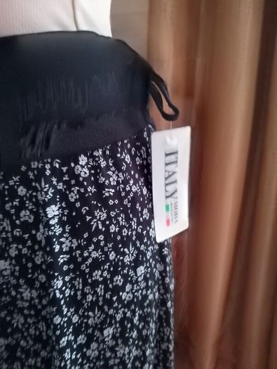 Price Drop Ladies skirts 14 5 euros