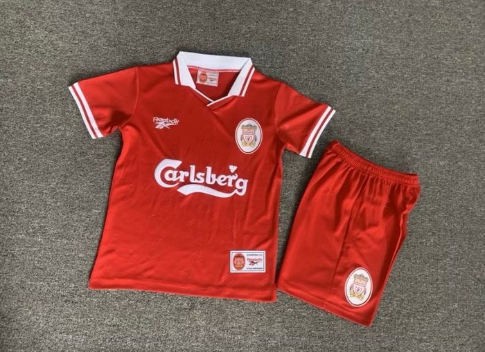 Retro football kits