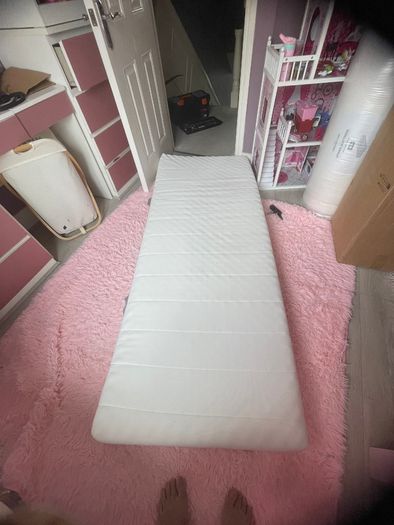 Single mattresses