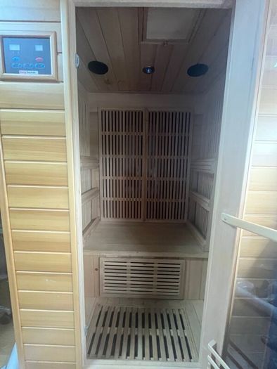 2-Person Infrared Sauna - Excellent Condition